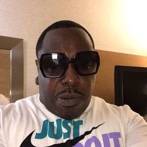 Meet your Posher, Keith